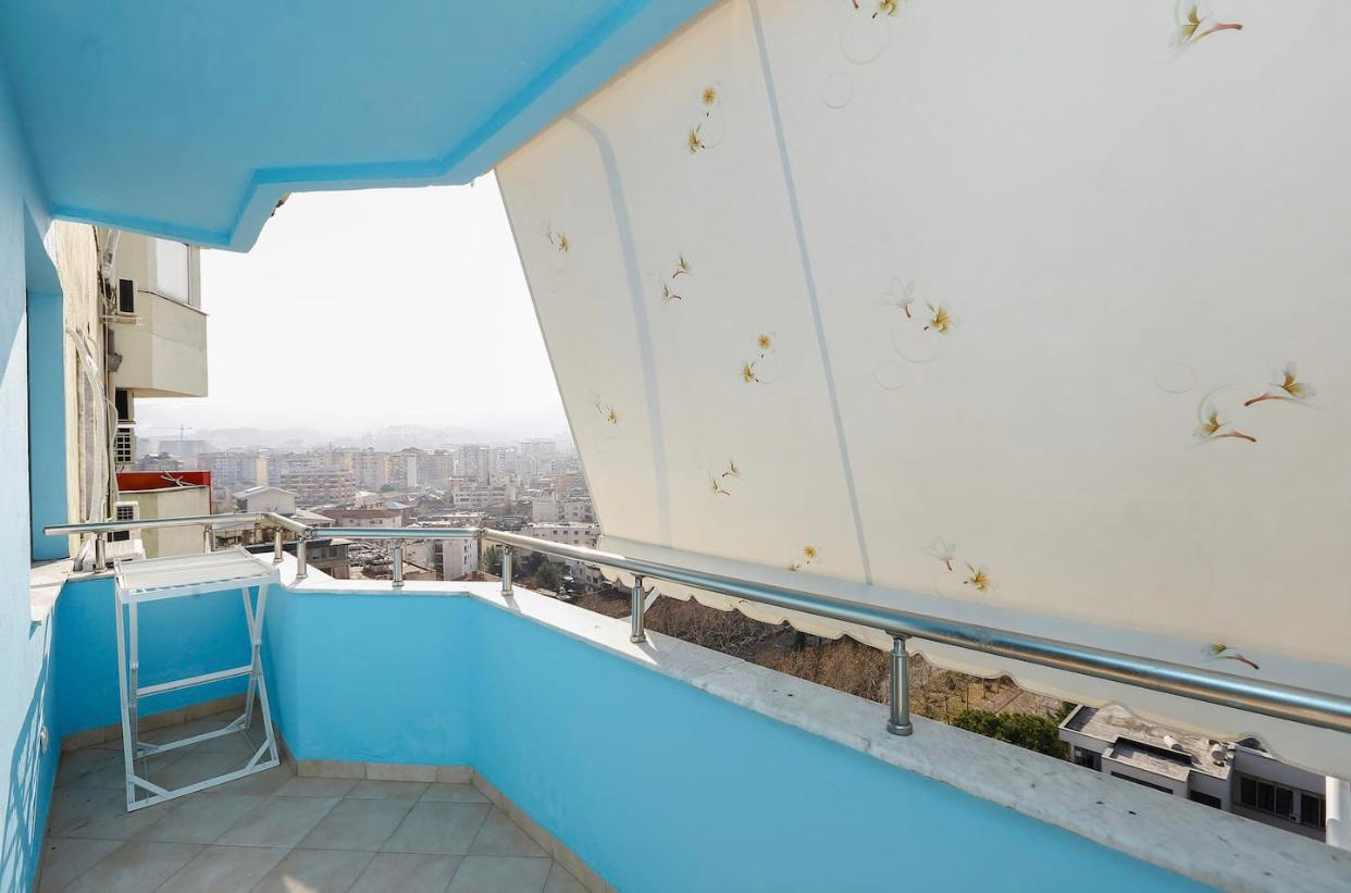 Apartament 3+1, Myslym Shyri